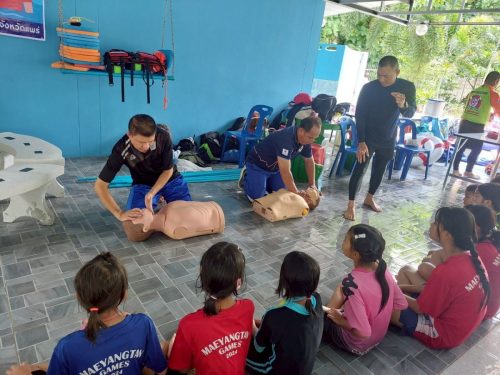 - (1) (1) (1) (1) (1) (1) (1) (1) (1) (1) (1) (1)